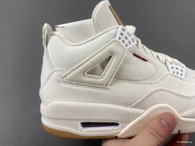 Kick Theory Levi's AO2571-100 4 'White' Air Jordan x 0615